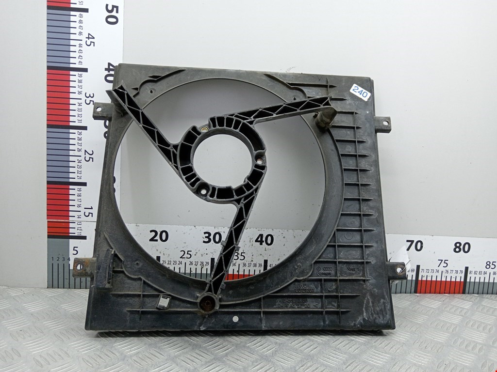 Диффузор (кожух) вентилятора VOLKSWAGEN Golf IV 1997-2003