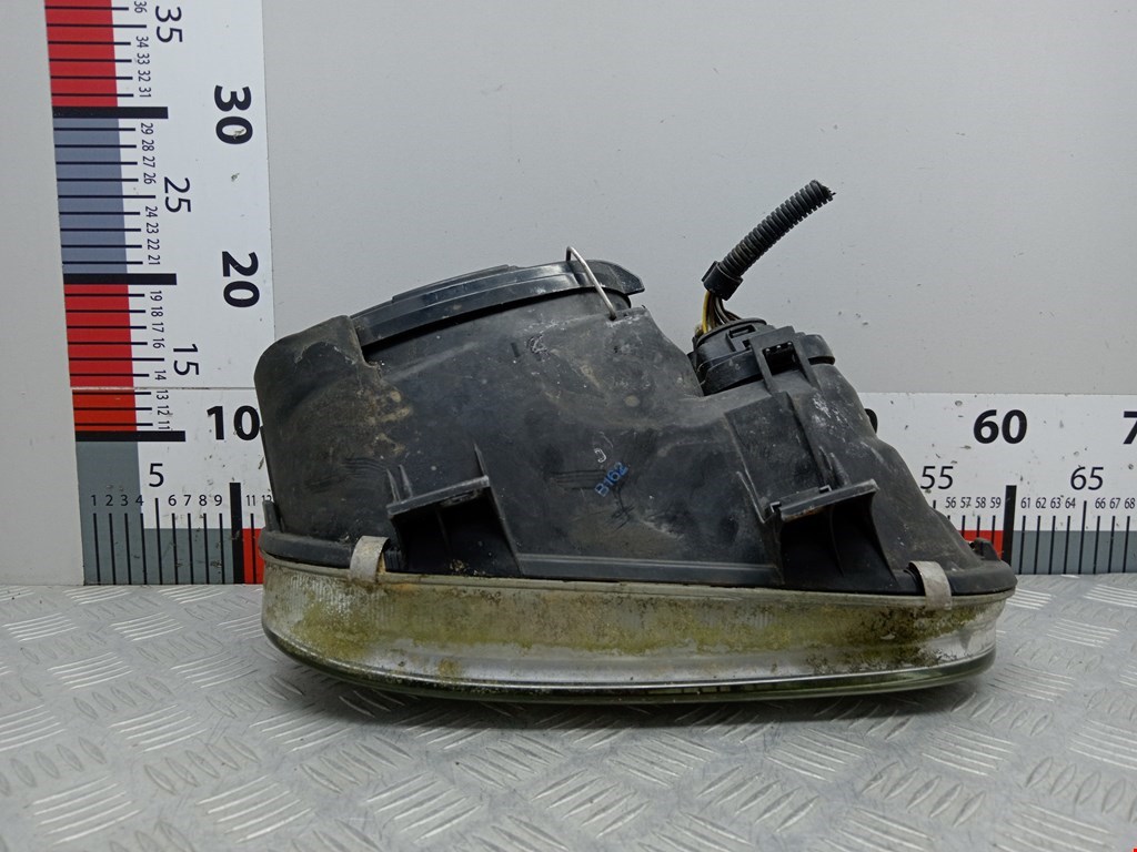 Фара левая VOLKSWAGEN Golf IV 1997-2003