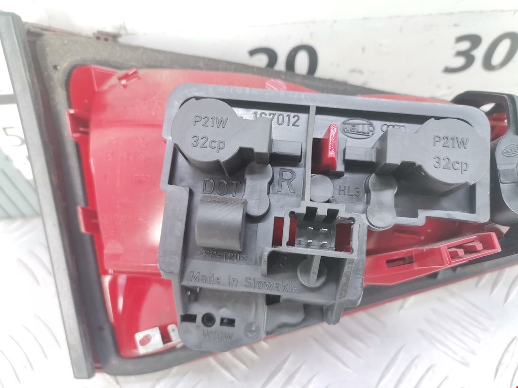 Фонарь задний внутренний правый AUDI A4 B8 2007-2015