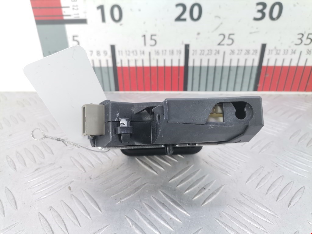 Замок багажника (крышки двери) AUDI A4 B8 2007-2015