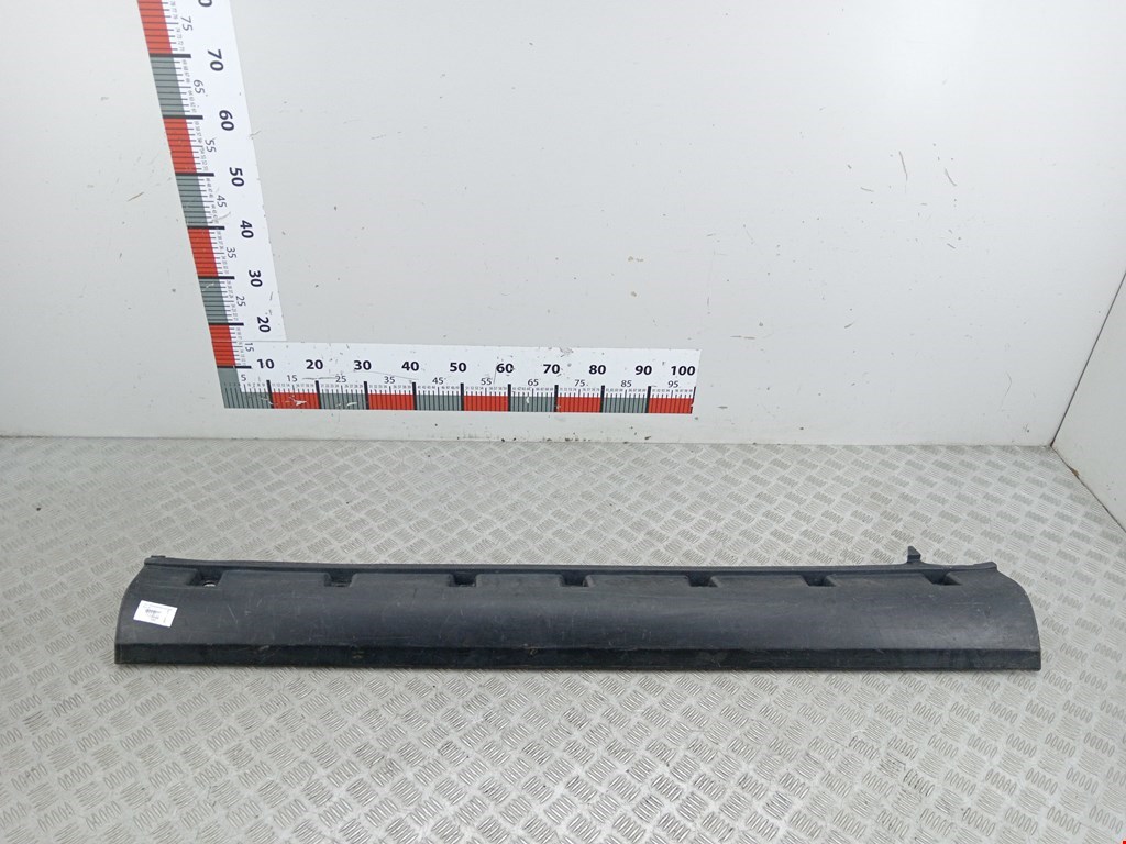 Накладка декоративная на порог правая Suzuki SX4 1 (2006-2014)