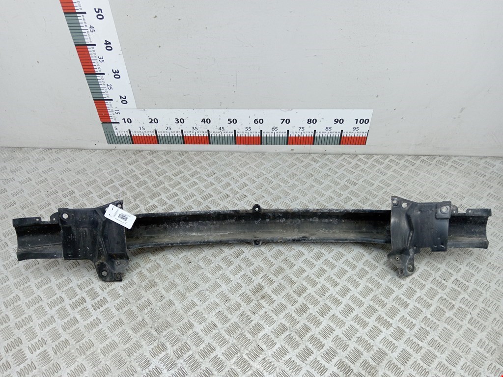 Усилитель переднего бампера (передний) VOLKSWAGEN Golf IV 1997-2003