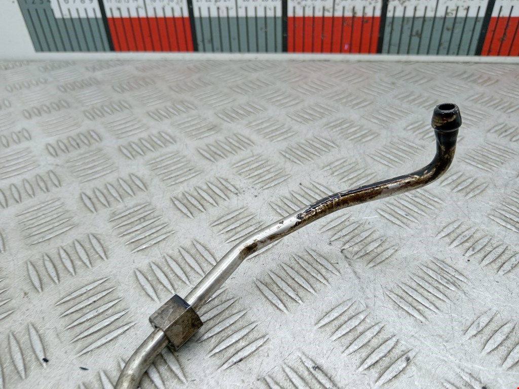 Трубка нагнетателя VOLKSWAGEN Passat B6 2005-2011