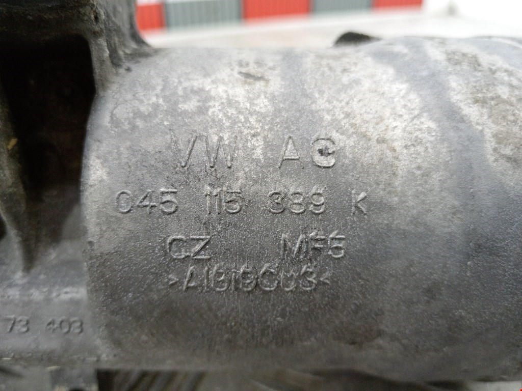 Корпус масляного фильтра VOLKSWAGEN Passat B6 2005-2011