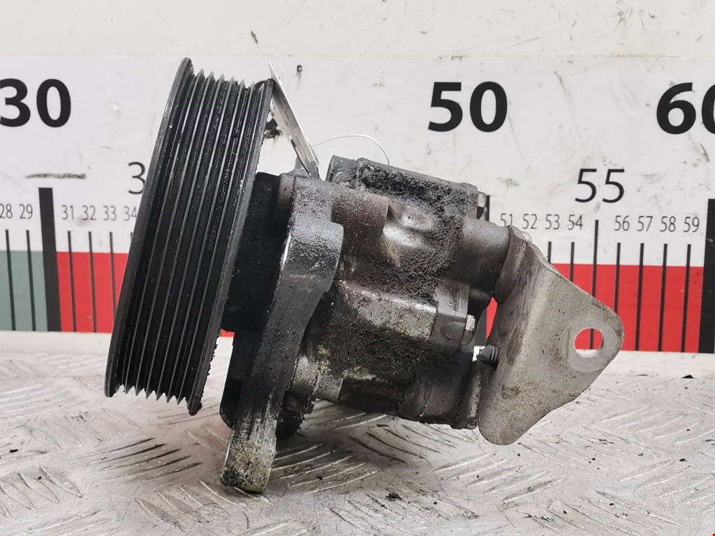 Насос гидроусилителя руля (ГУР) MERCEDES-BENZ CLS-Class C219 2004-2010