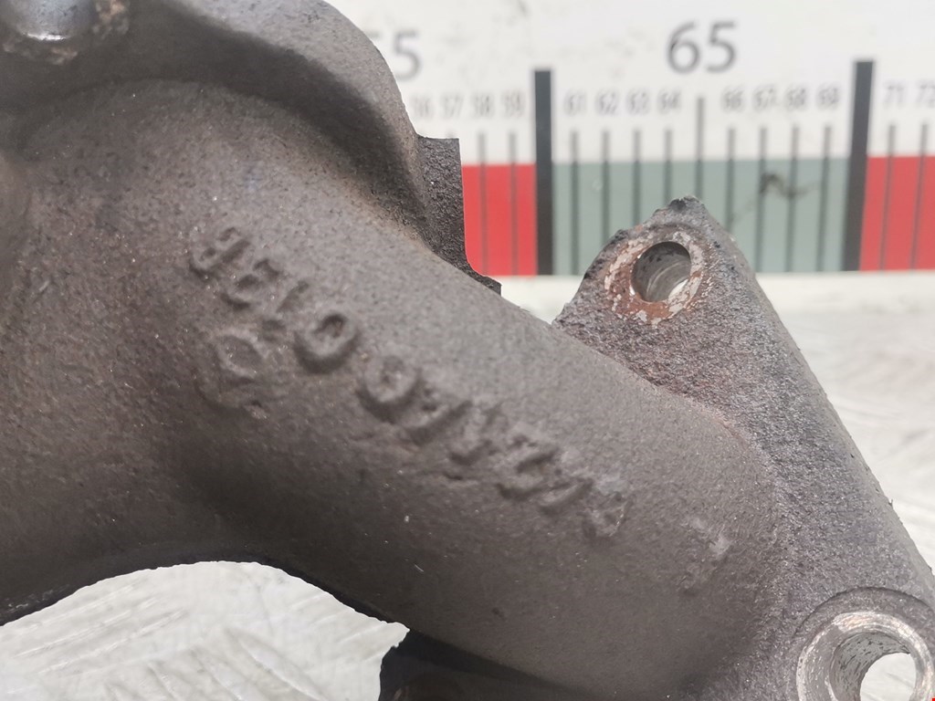 Коллектор выпускной MERCEDES-BENZ CLS-Class C219 2004-2010