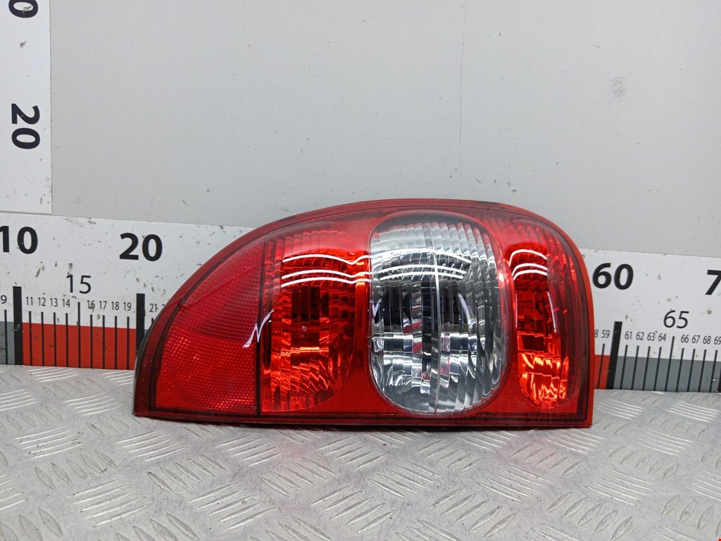 Фонарь задний правый OPEL Corsa B 1993-2000