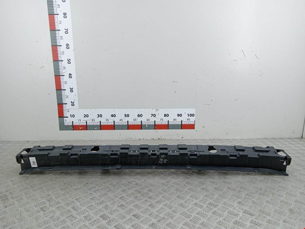 Кронштейн заднего бампера центральный MERCEDES-BENZ Sprinter 901-905/Classic 909 1995-2006