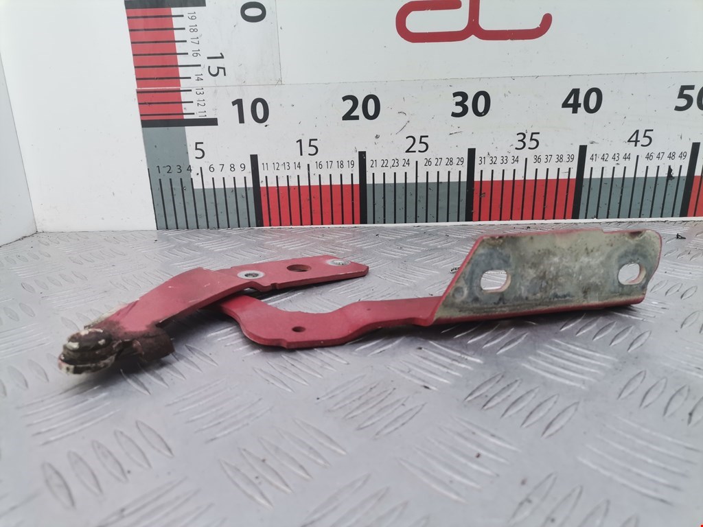 Петля капота левая/правая FORD Escort 1995-2000