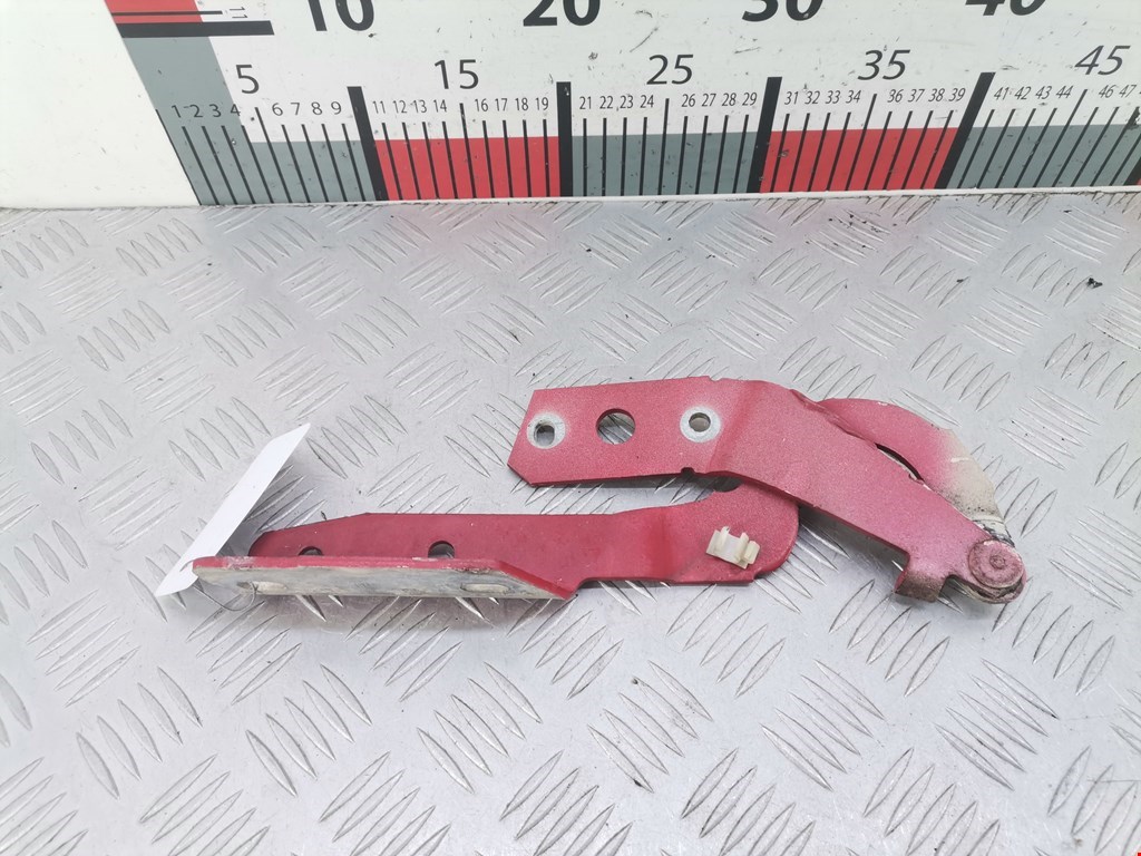 Петля капота левая/правая FORD Escort 1995-2000