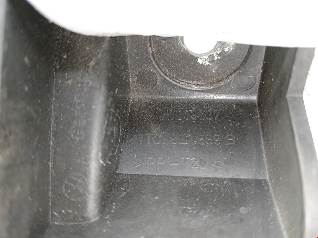 Кронштейн переднего бампера левый VOLKSWAGEN Touran 2003-2010