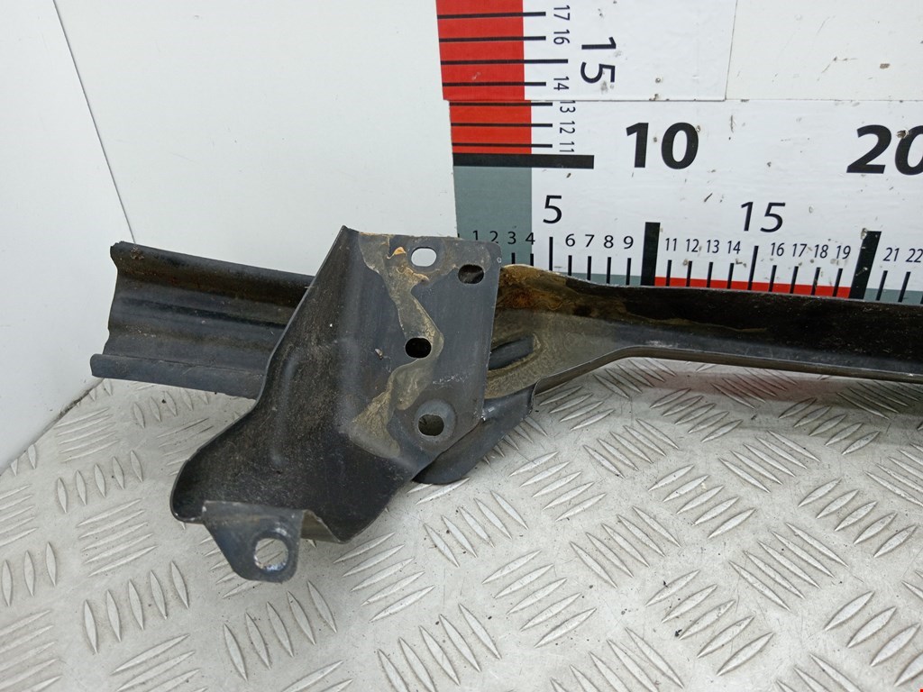 Усилитель переднего бампера (передний) VOLKSWAGEN Touran 2003-2010