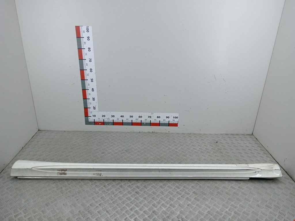 Накладка декоративная на порог левая Mercedes E-Class (W212) (2009-2016)