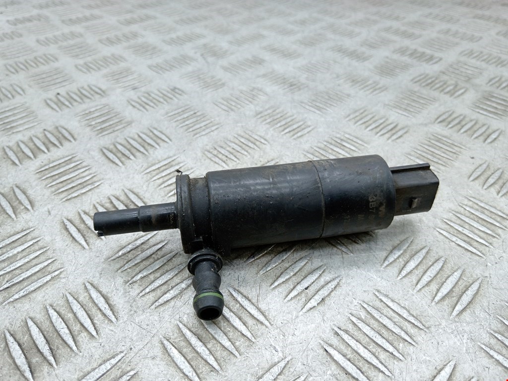 Насос (моторчик) омывателя фар Volkswagen Touran 1 (2003-2015)