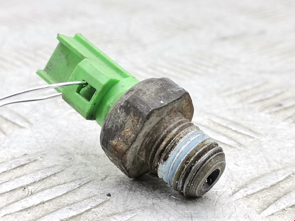 Датчик давления масла FORD Mondeo III 2000-2007