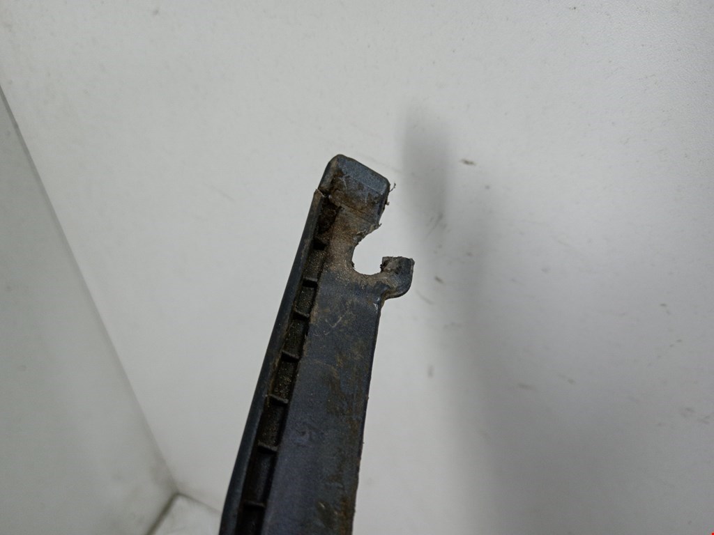 Бампер передний KIA Carens 2006-2012