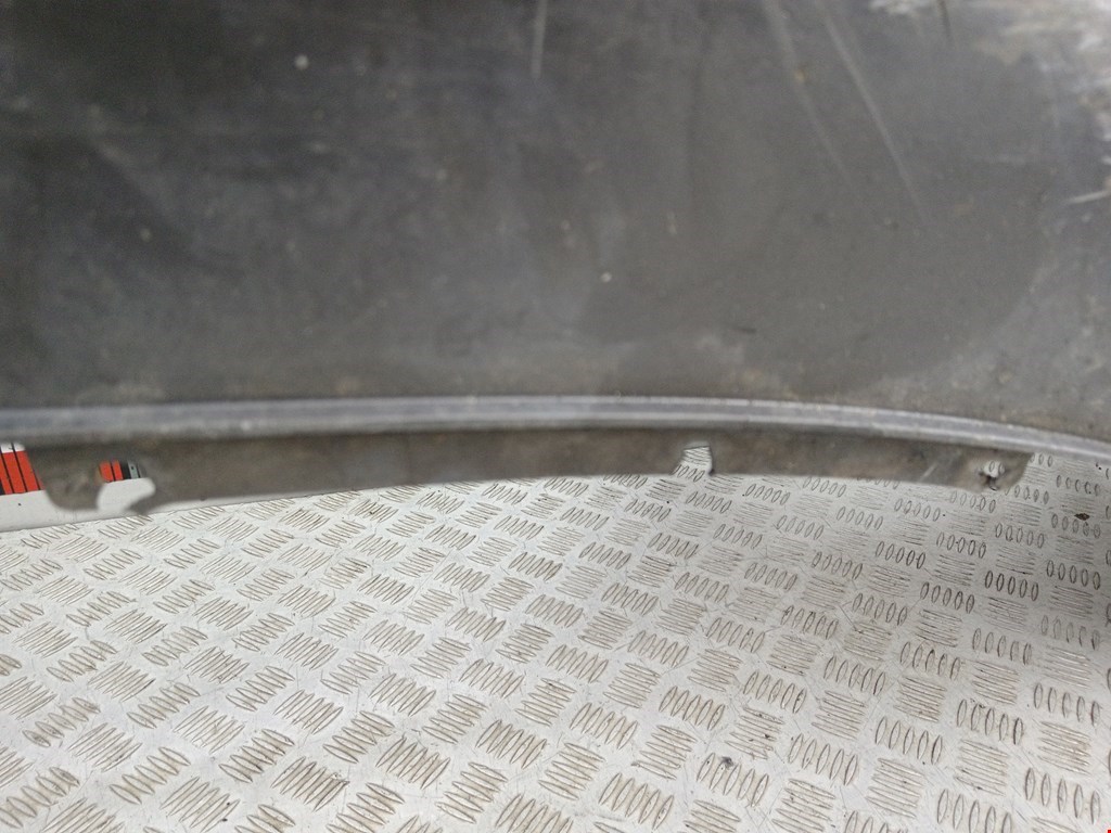 Бампер передний KIA Carens 2006-2012