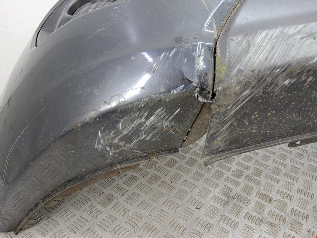 Бампер передний KIA Carens 2006-2012