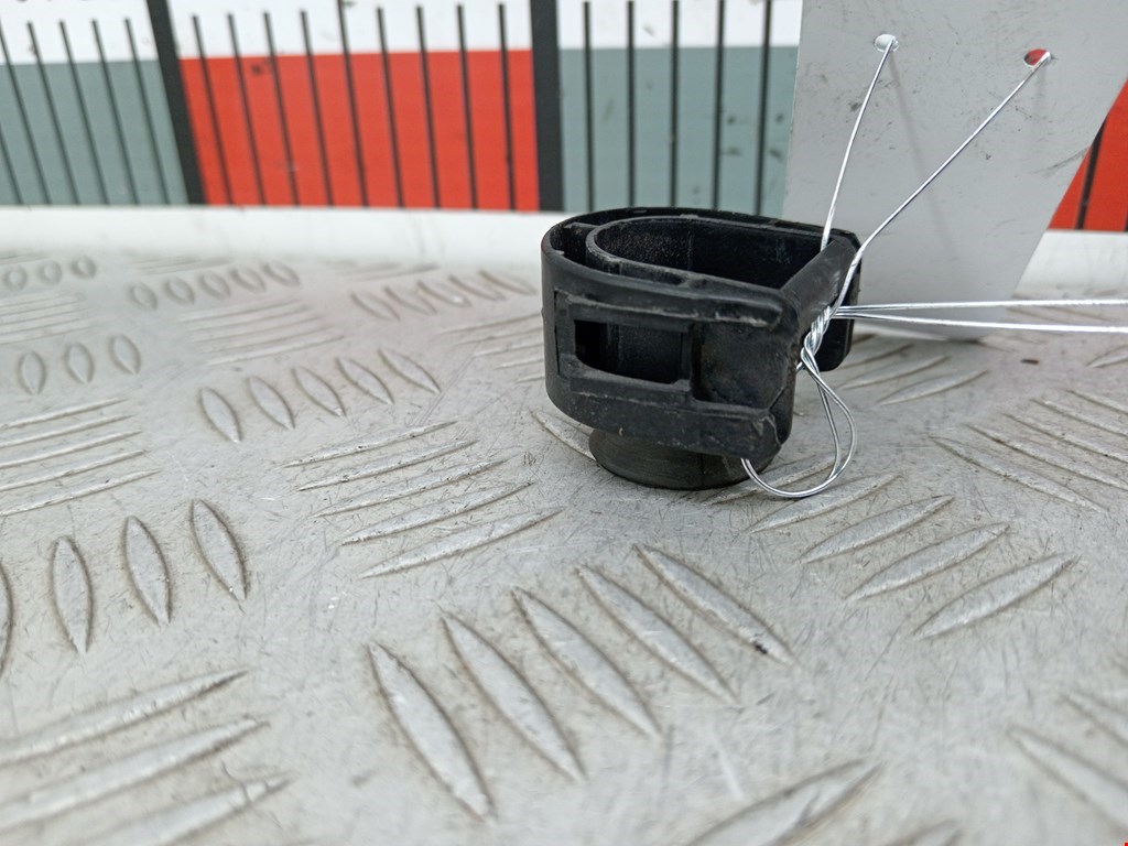 Кронштейн (крепление) радиатора PEUGEOT 207 2006-2015