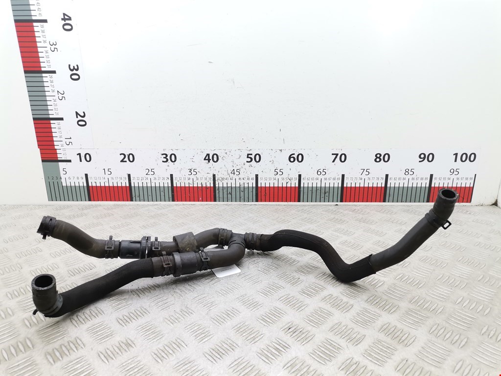 Патрубок AUDI A4 B8 2007-2015