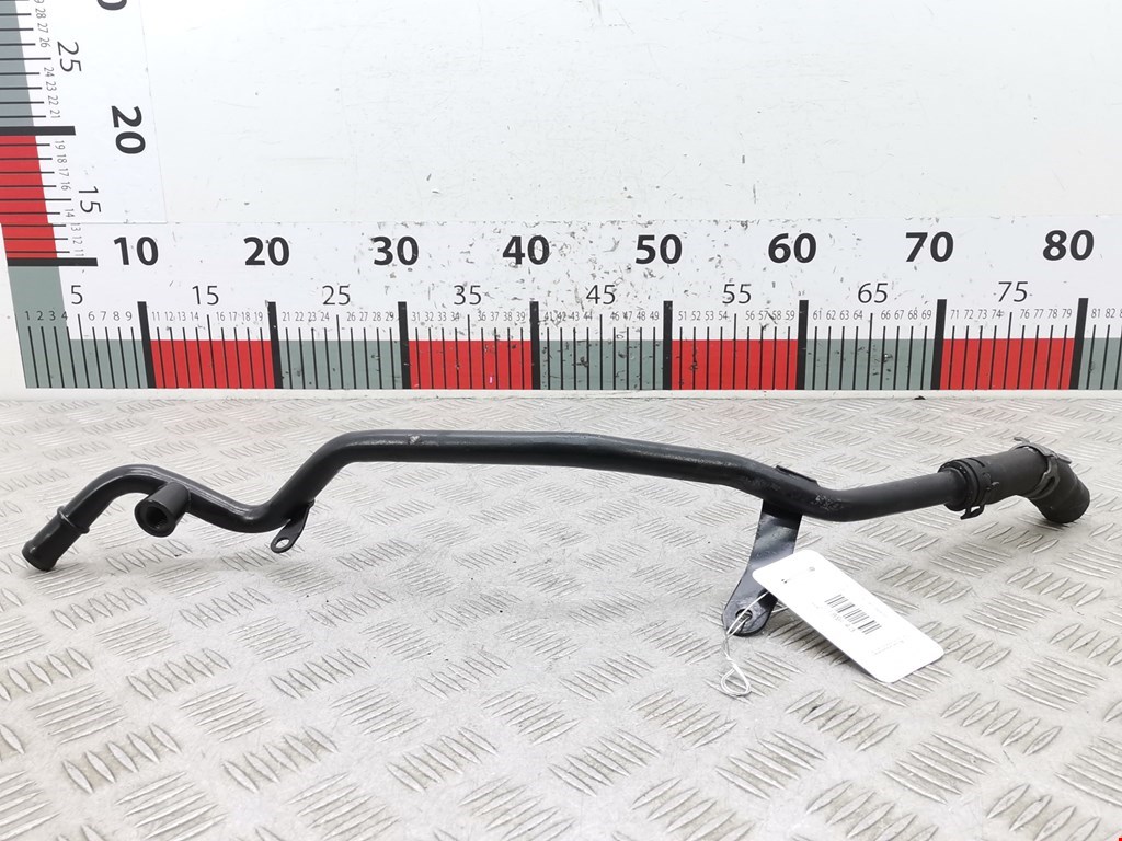 Патрубок AUDI A4 B8 2007-2015