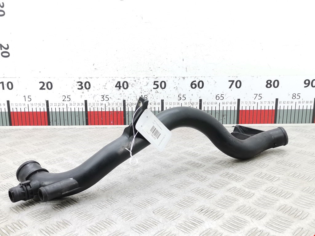 Патрубок AUDI A4 B8 2007-2015