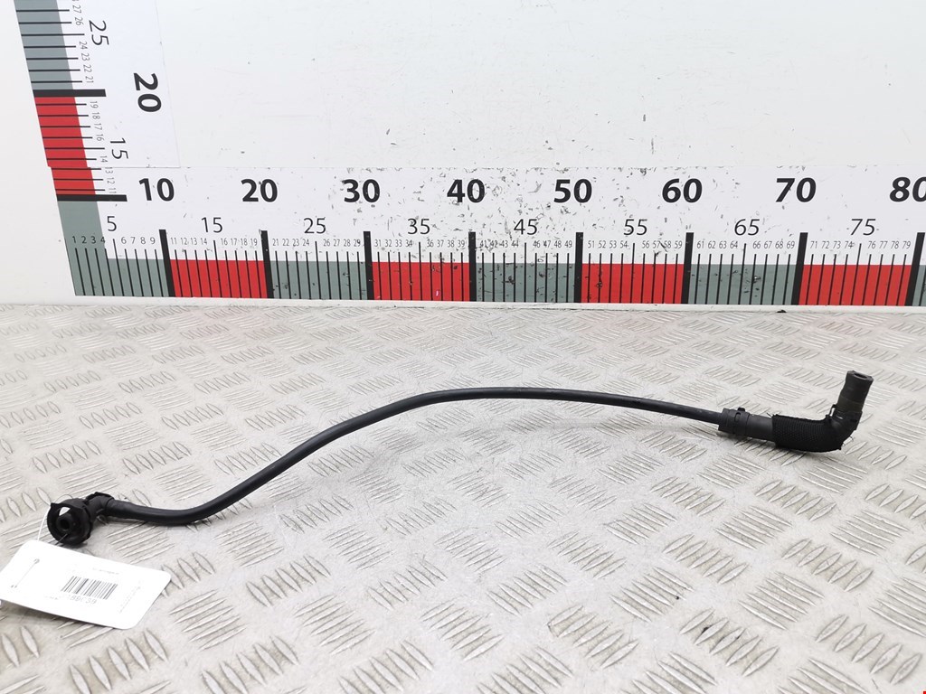 Патрубок AUDI A4 B8 2007-2015