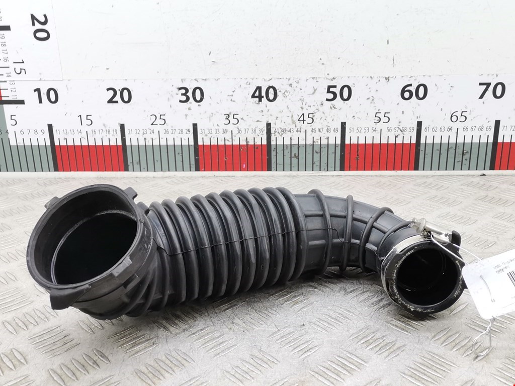 Патрубок воздушного фильтра AUDI A4 B8 2007-2015