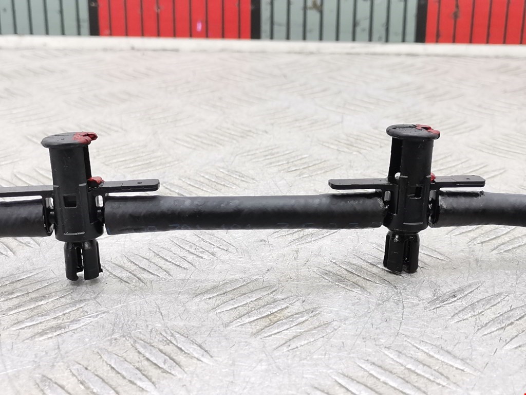 Трубка топливная AUDI A4 B8 2007-2015