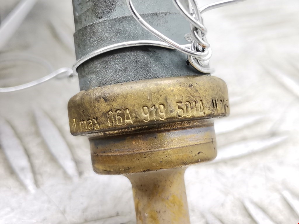 Датчик температуры (охлаждающей жидкости) AUDI A4 B8 2007-2015