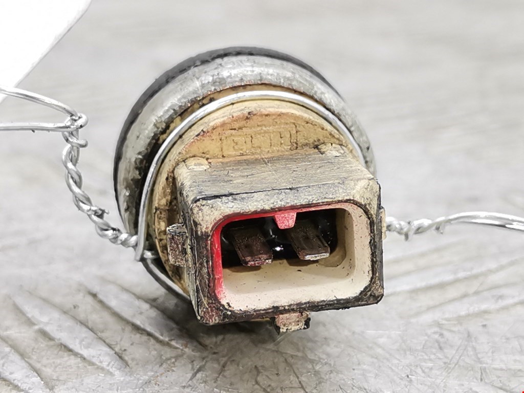 Датчик температуры (охлаждающей жидкости) VOLVO V40 I 1995-2004