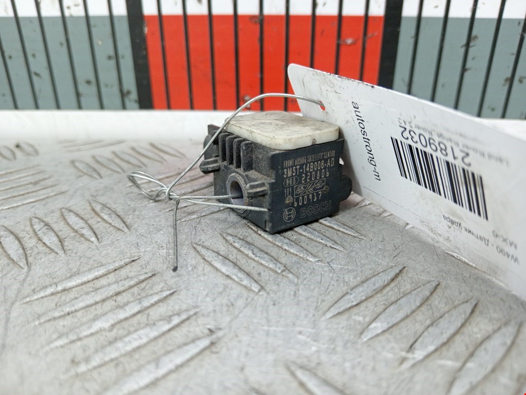 Датчик удара Land Rover Range Rover 3 (2001-2012)