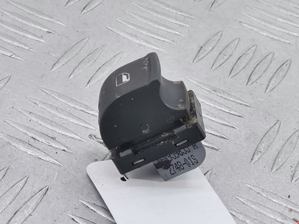 Кнопка стеклоподъемника AUDI A3 8P 2003-2013