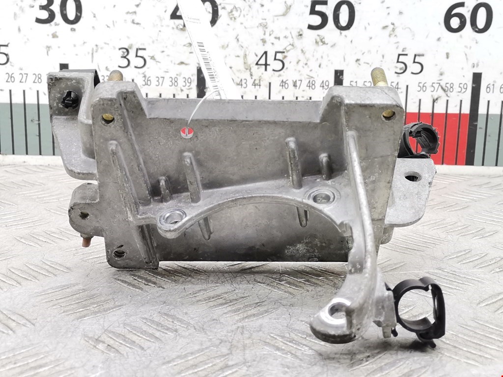 Кронштейн (крепление) блока управления двигателем Alfa Romeo 147 (937) (2000-2010)