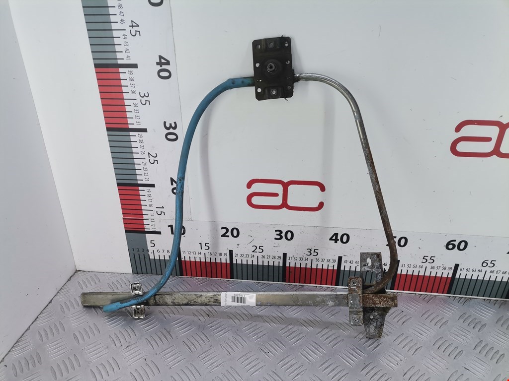 Стеклоподъемник передний правый VOLKSWAGEN LT 1975-1996