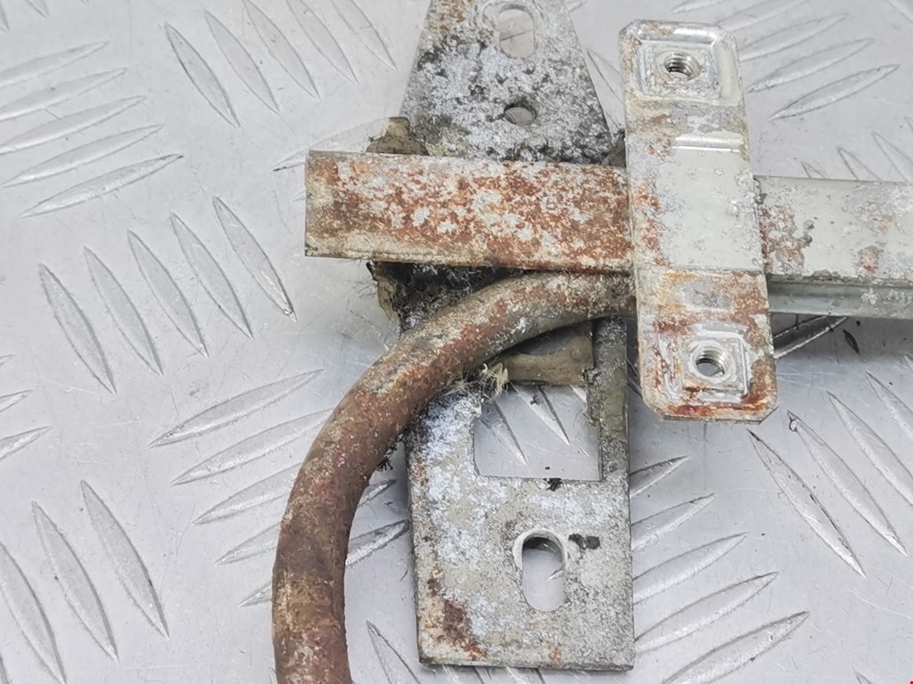 Стеклоподъемник передний правый VOLKSWAGEN LT 1975-1996