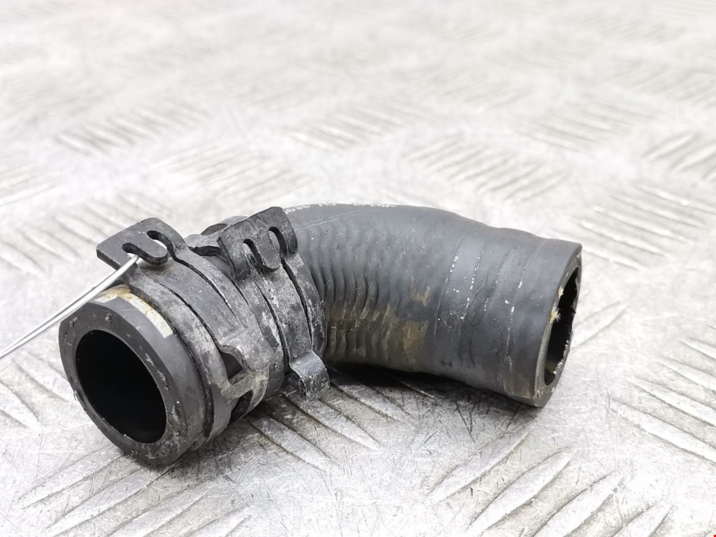 Патрубок VOLKSWAGEN Passat B6 2005-2011