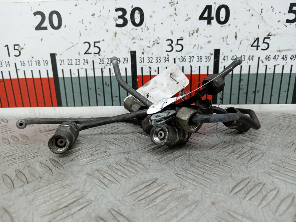 Трубка топливная CHRYSLER Voyager IV RG 2001-2007