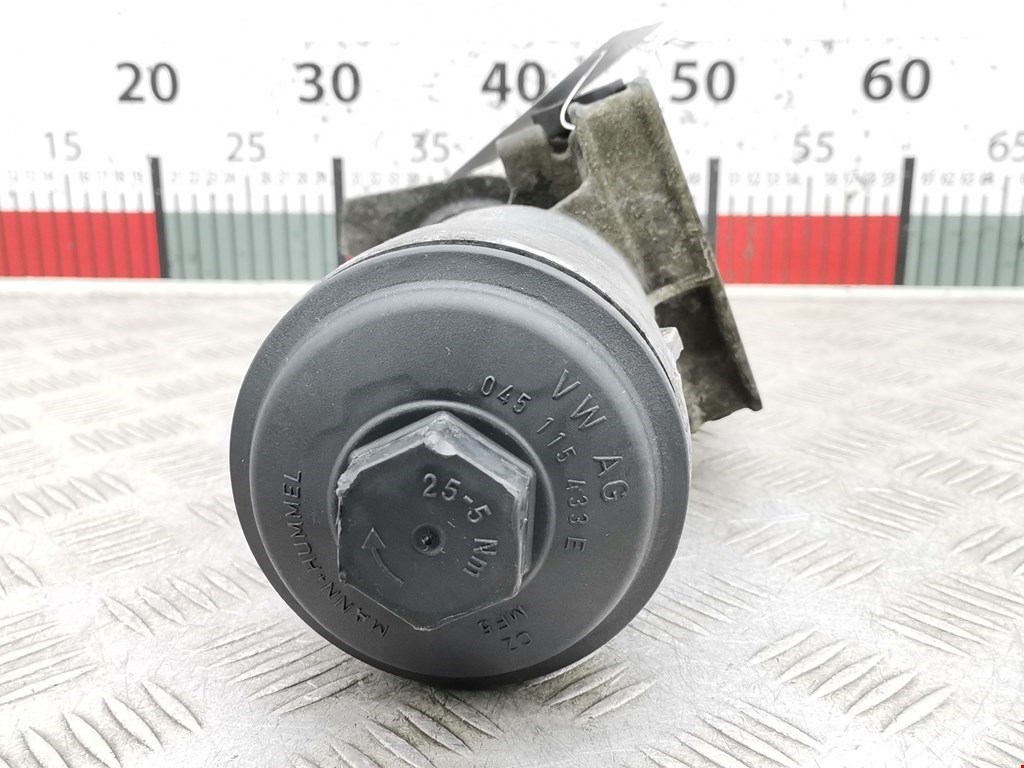 Корпус масляного фильтра VOLKSWAGEN Passat B6 2005-2011