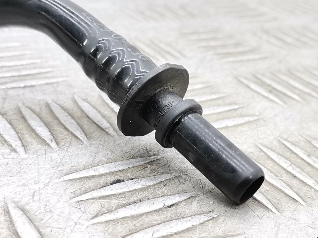 Трубка вакуумная BMW 3er E90/E91 2005-2012