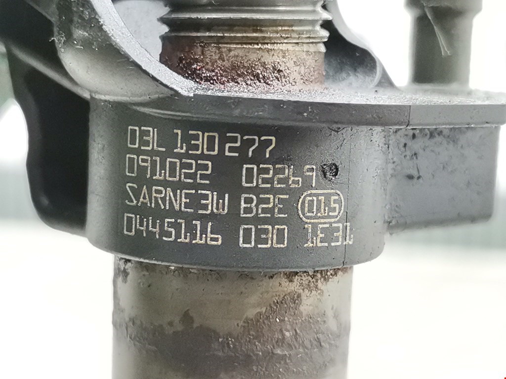 Форсунка дизельная электрическая VOLKSWAGEN Passat B6 2005-2011