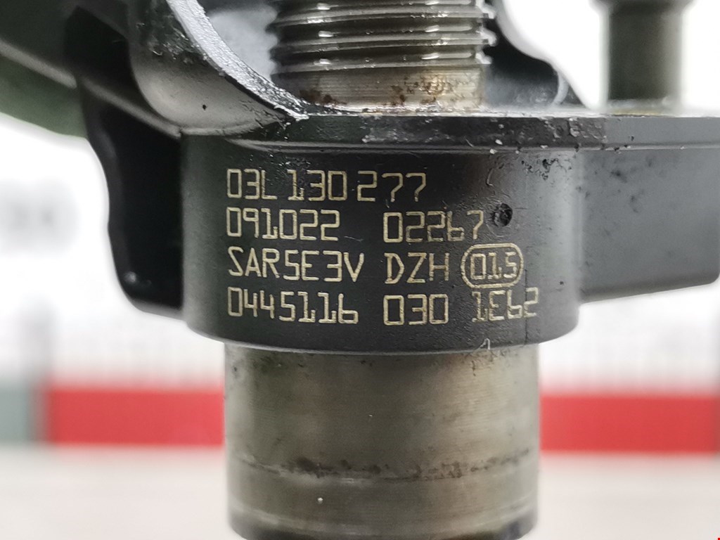 Форсунка дизельная электрическая VOLKSWAGEN Passat B6 2005-2011