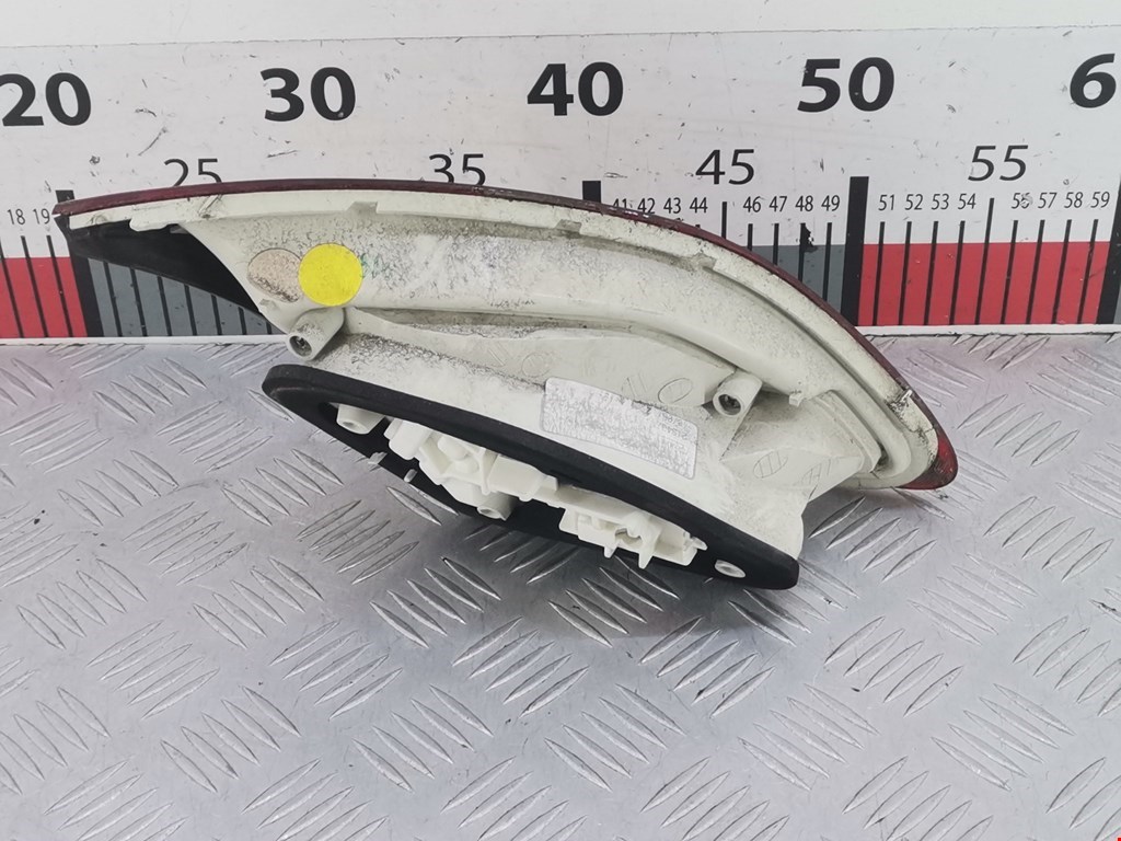 Фонарь задний внутренний правый OPEL Astra J 2009-2017