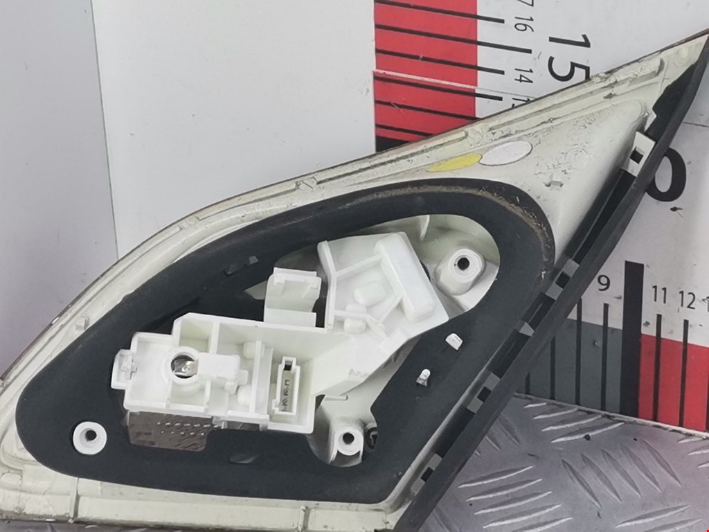 Фонарь задний внутренний левый OPEL Astra J 2009-2017