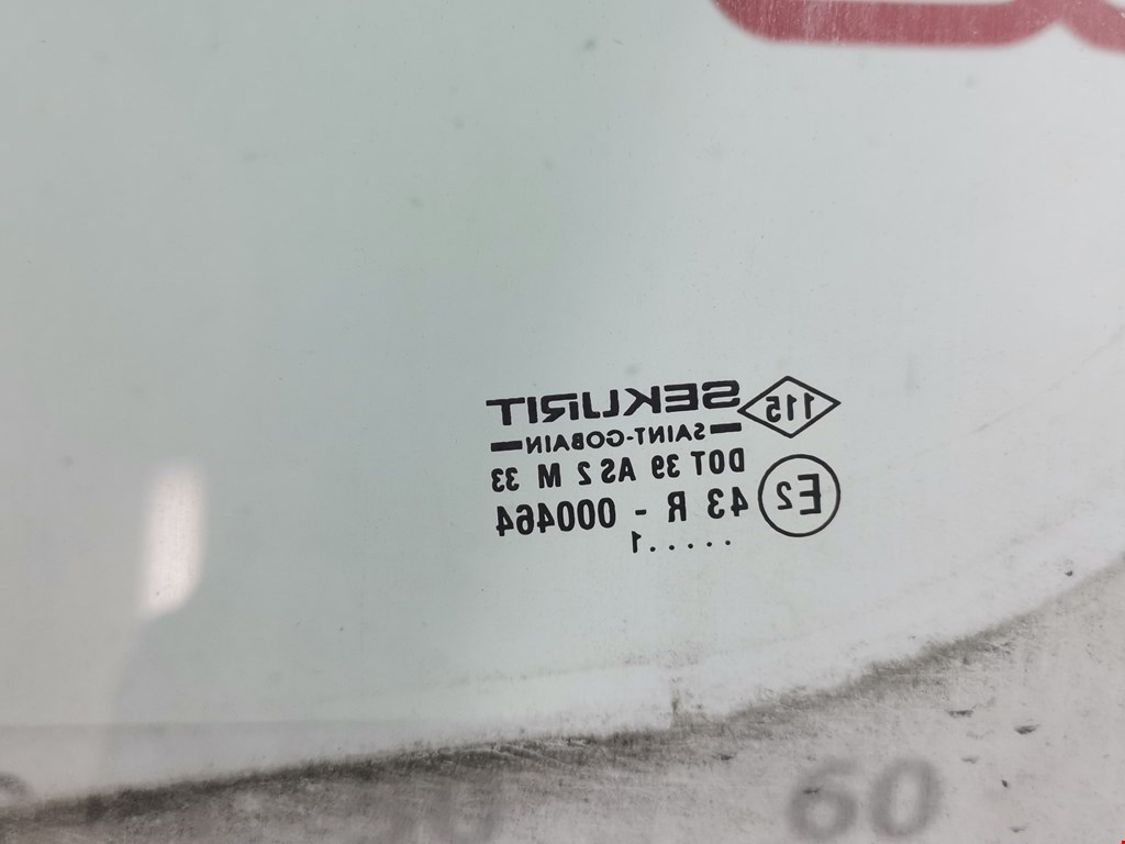 Стекло двери переднее правое OPEL Movano A 1998-2010