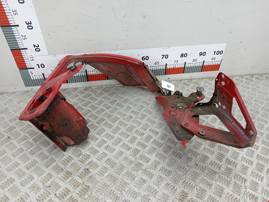 Лонжерон передний левый AUDI A6 C6 2004-2010