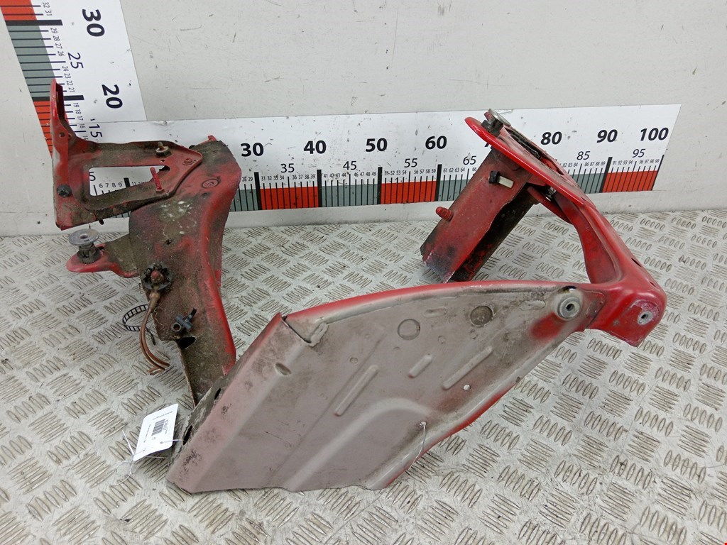 Лонжерон передний левый AUDI A6 C6 2004-2010