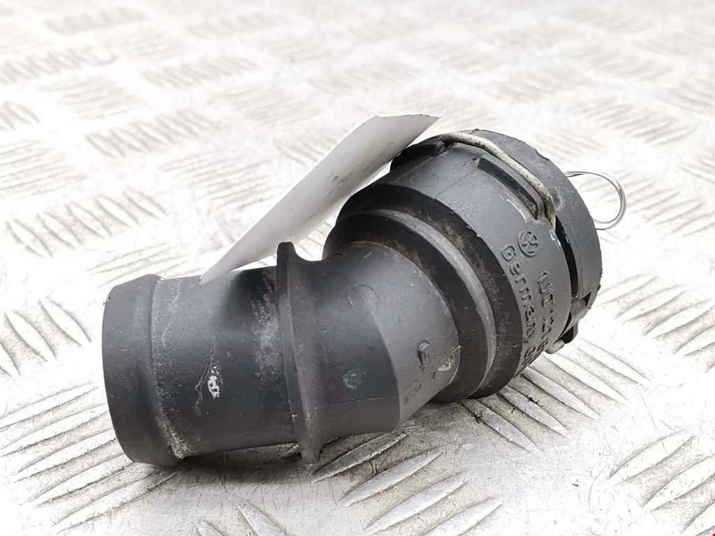 Тройник системы охлаждения VOLKSWAGEN Golf IV 1997-2003