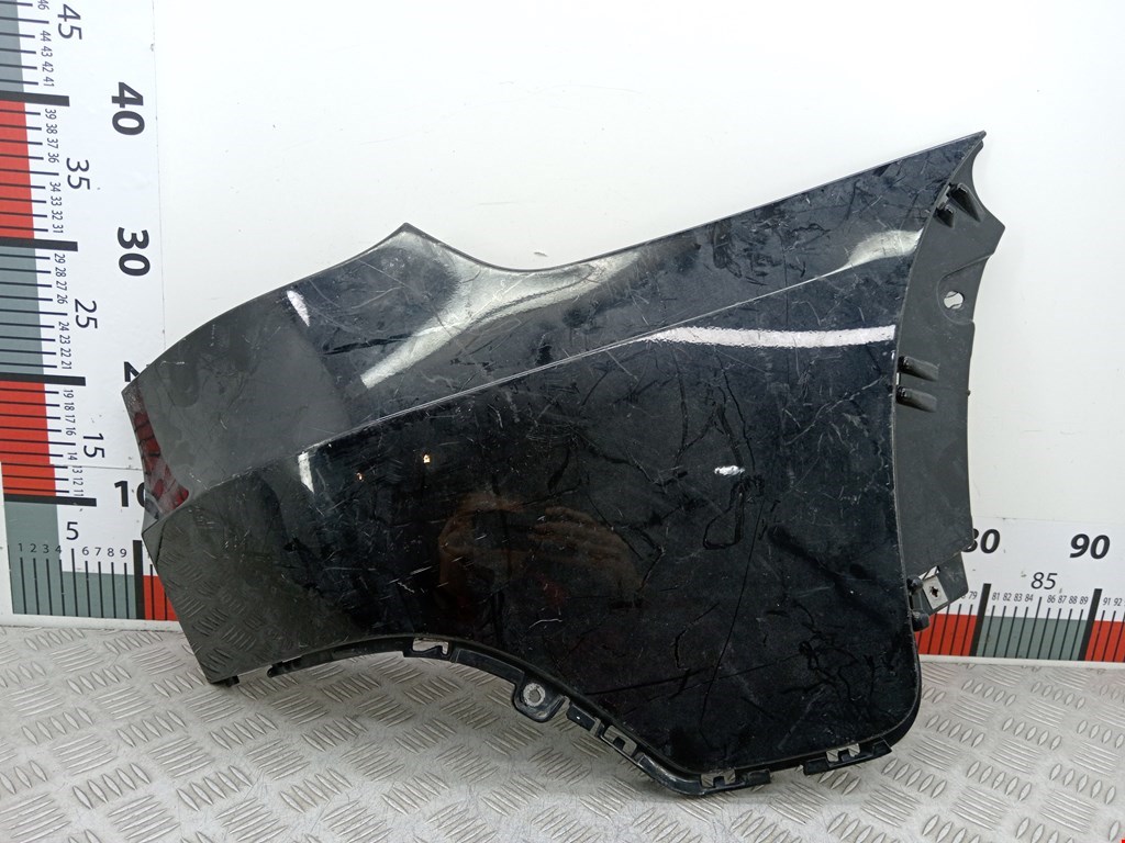 Накладка (клык) бампера правый BMW X5 (E70) (2006-2013)