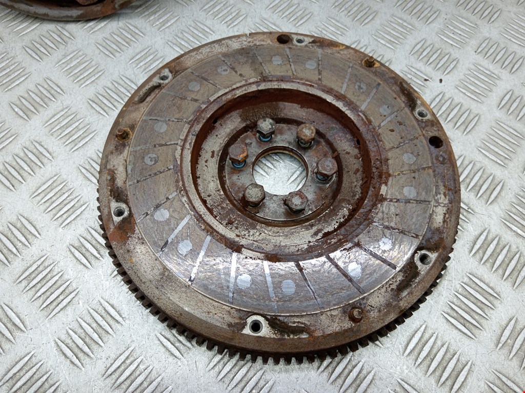 Маховик (демпфер сцепления) FIAT Grande Punto 2005-2009